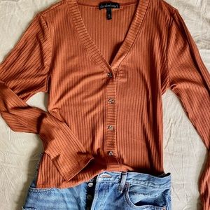 Long sleeve ribbed top